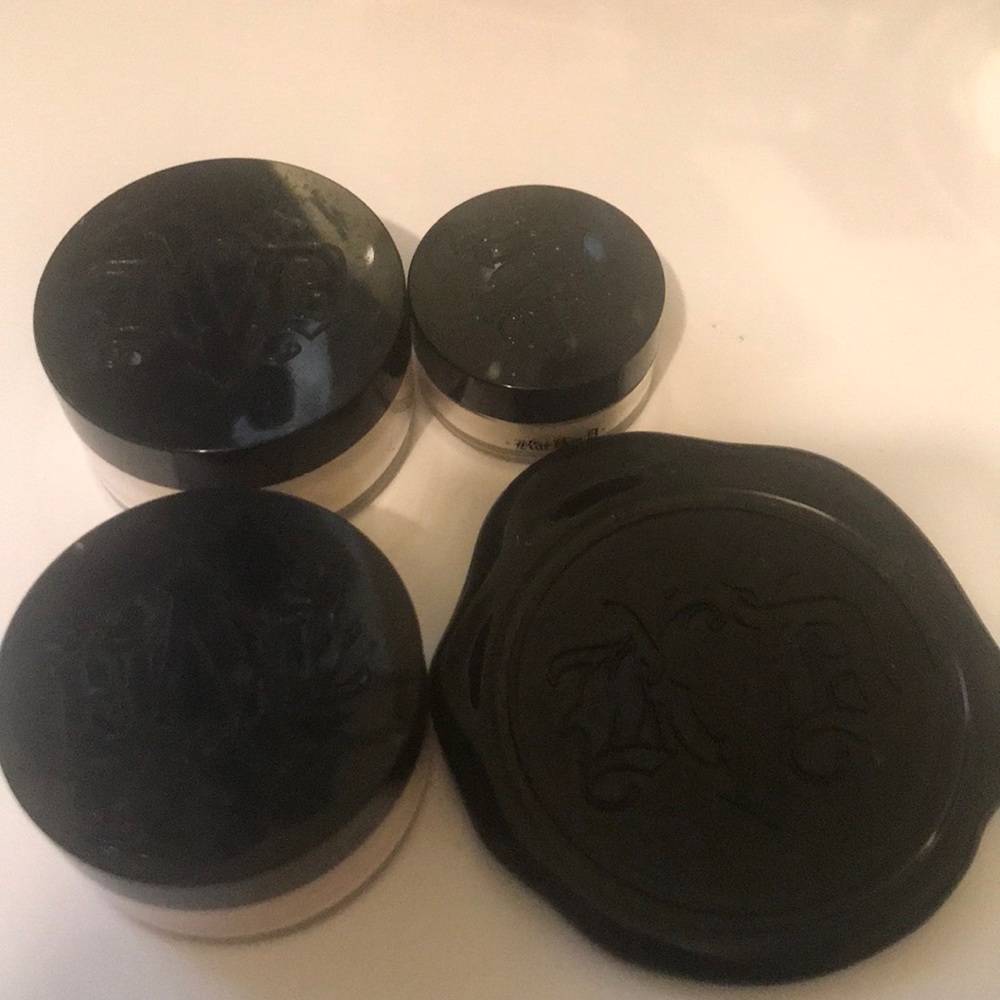 Kat Von D setting powder